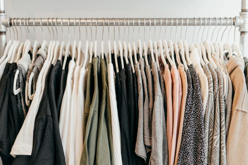 Thirty-Three Items to Enlightenment: Inside the Capsule Wardrobe Rabbit Hole